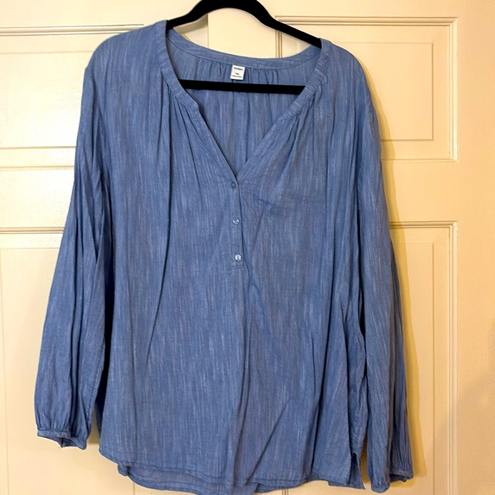 Old Navy Chambray blouse, XXL, blue, long sleeve